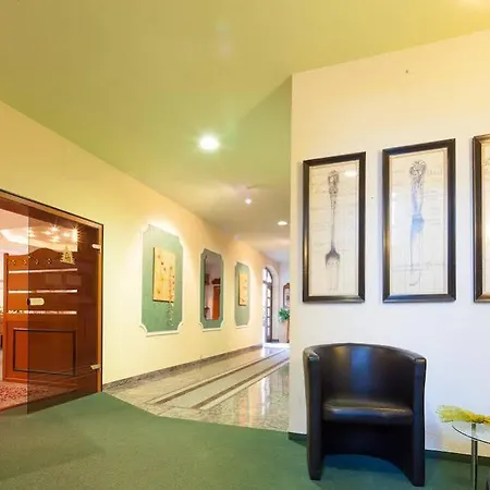 Hotel Thueringer Hof 3*