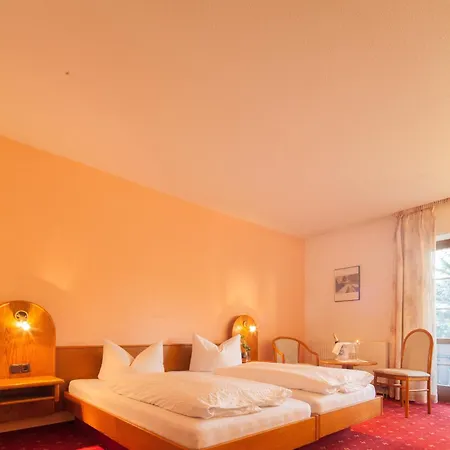 Hotel Thüringer Hof 3*